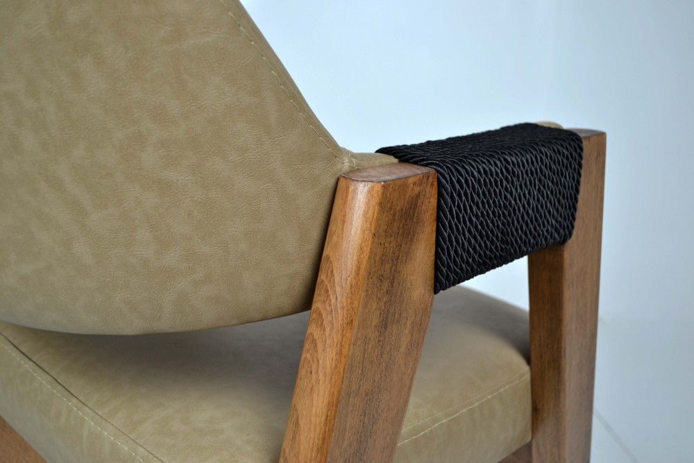Artemis Chair