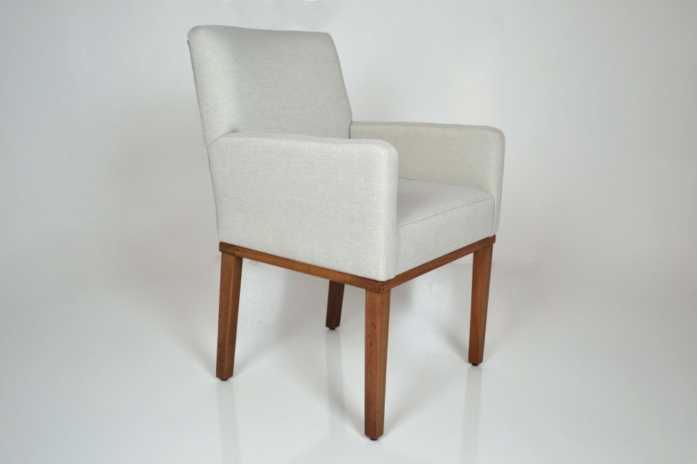 Vera Chair