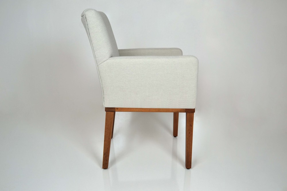 Vera Chair