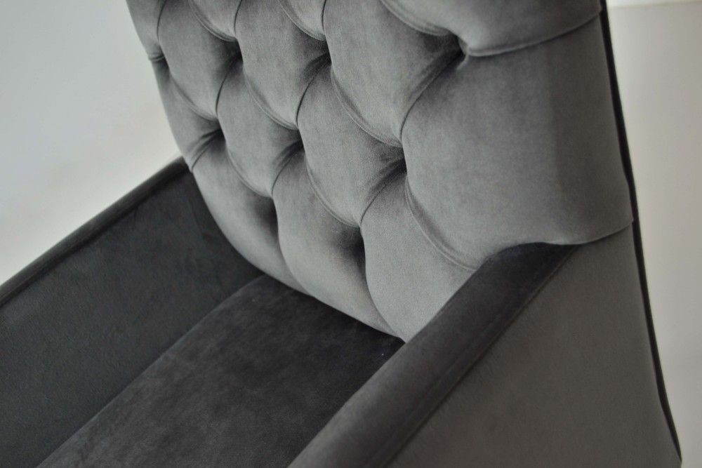 Vera Chair