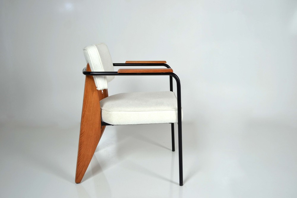 Seth Chair