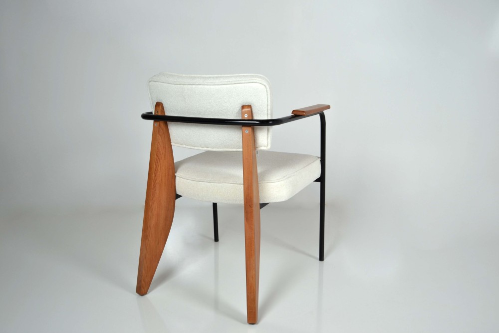 Seth Chair