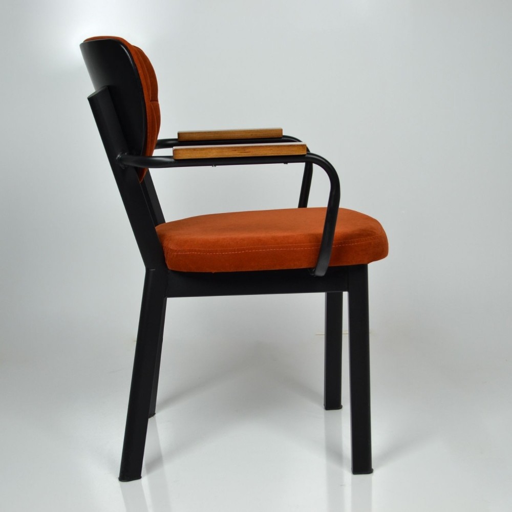 Hella Maxi Chair