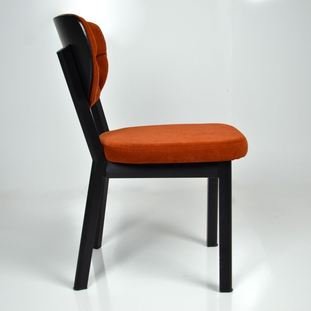 Hella Chair