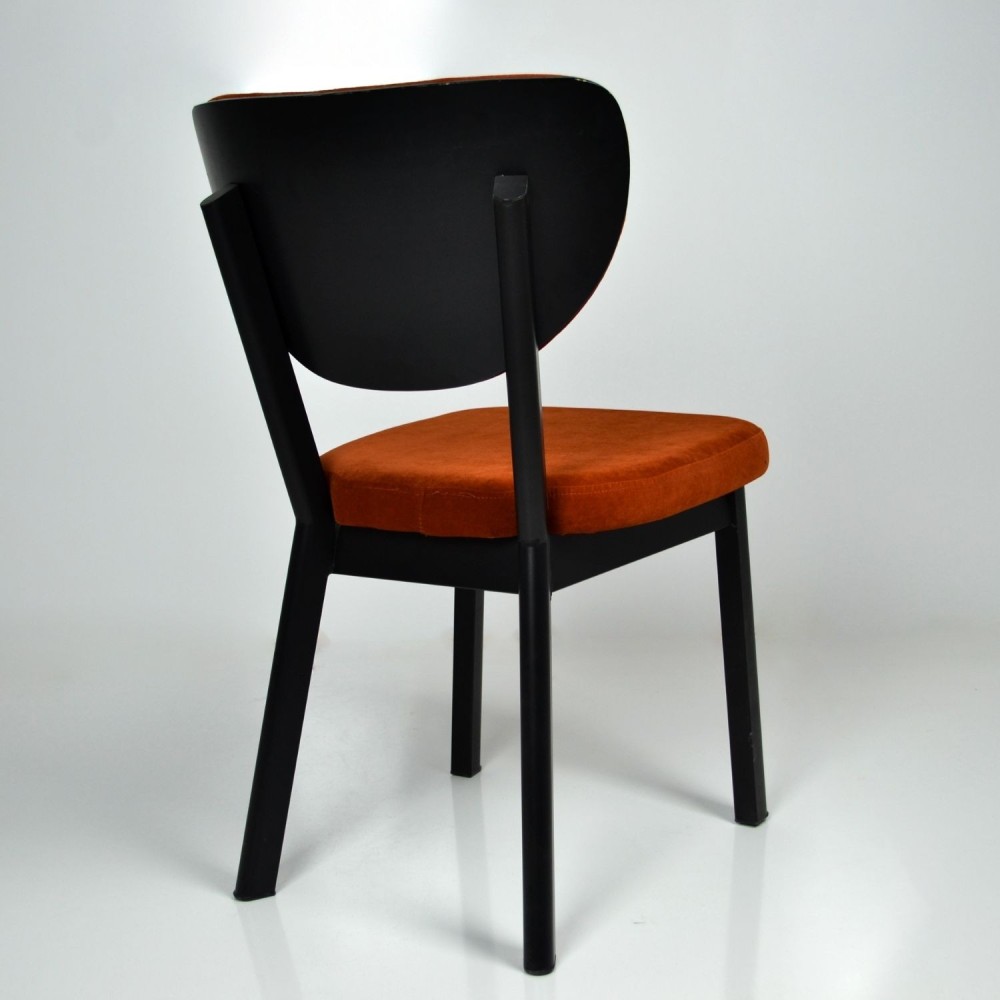 Hella Chair