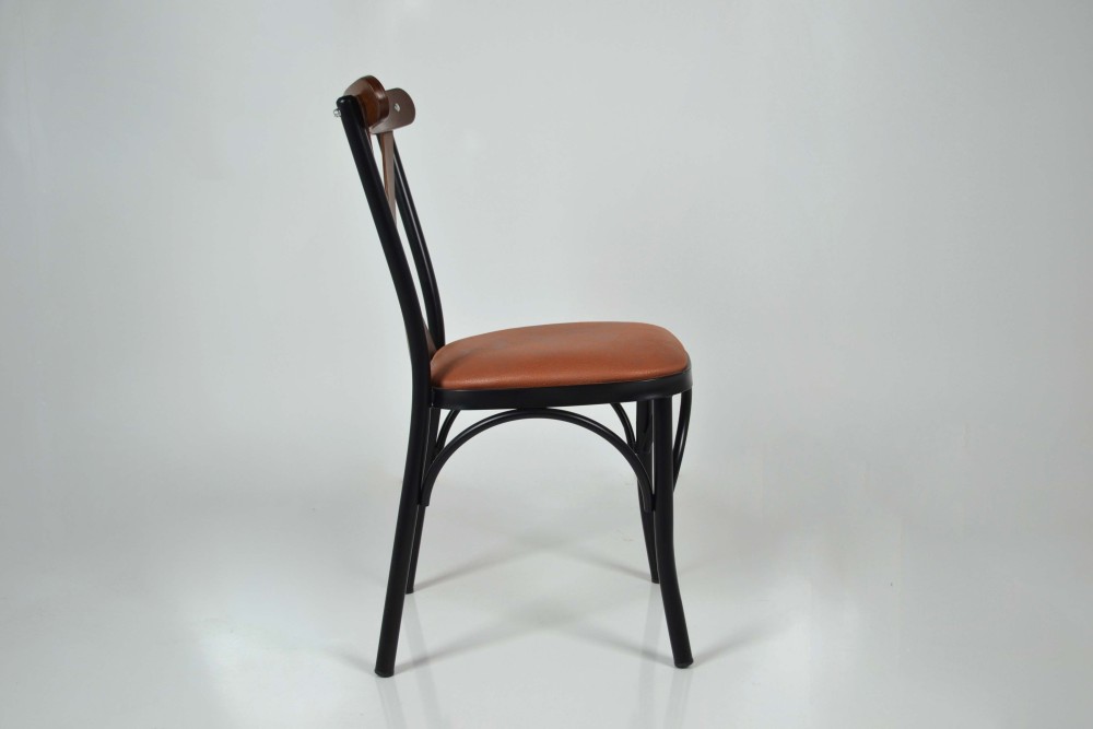 Tonet Chair