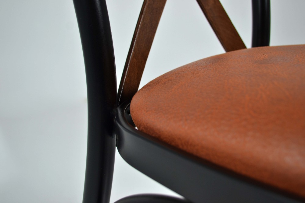 Tonet Chair