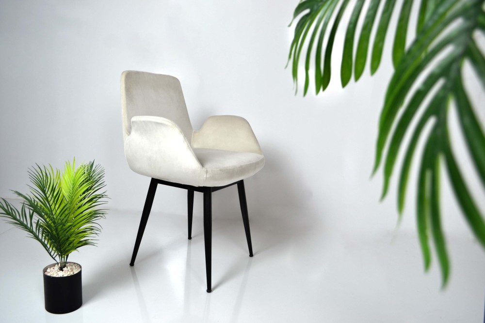 Juno Chair